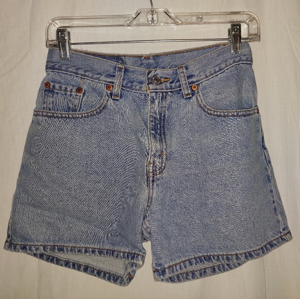 Junior Ladies levis  jean shorts